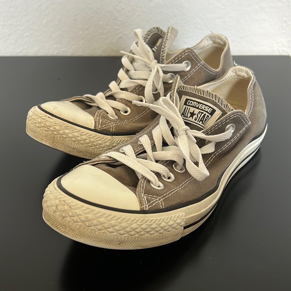Converse Low Tops